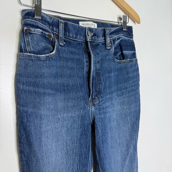 Abercrombie & Fitch 70’s Vintage Flare Ultra High Rise Blue Women's Jeans Size 2 - Picture 6 of 7